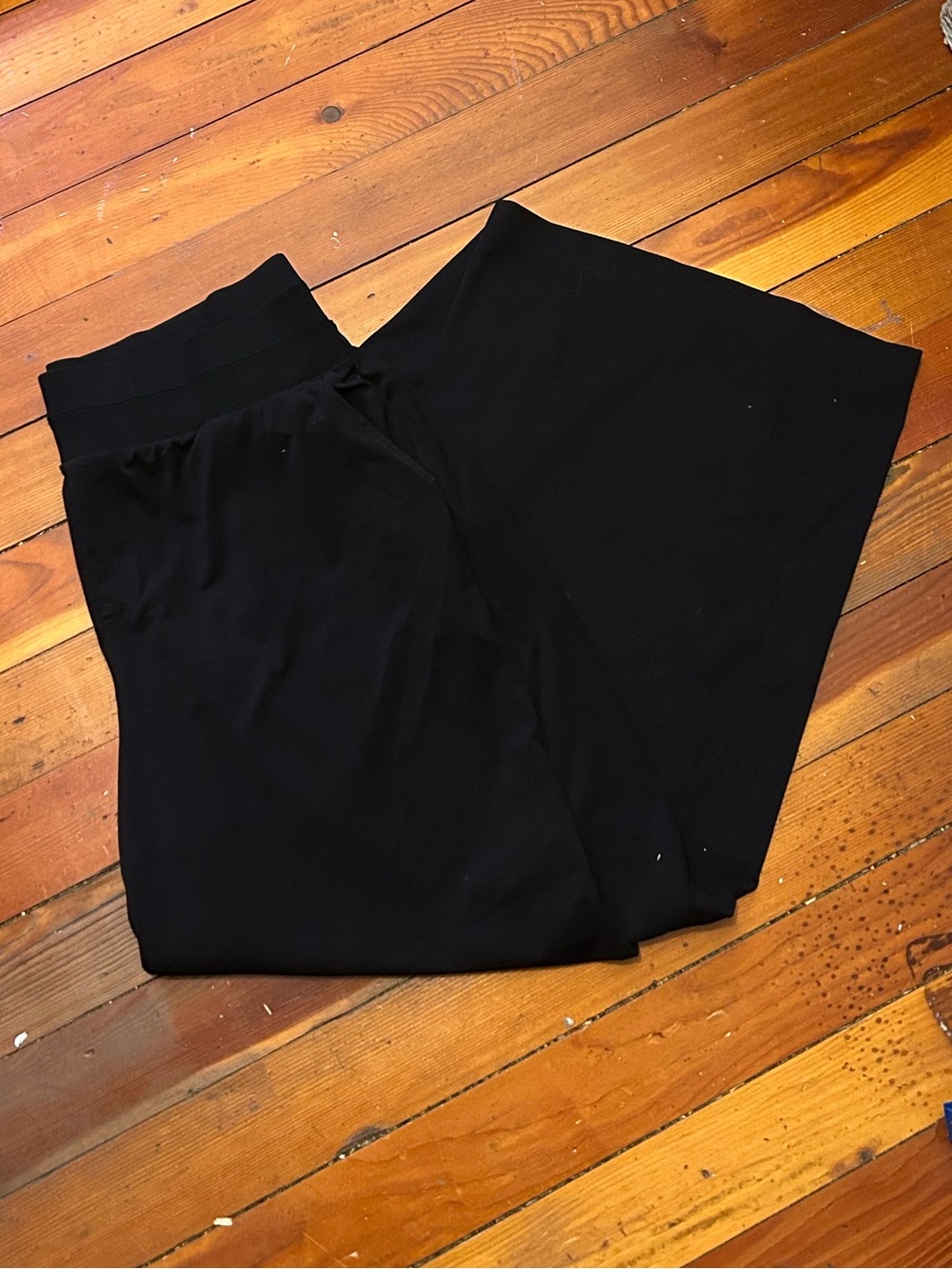 Lou & Grey Black Wide-Leg Pull-On Pants